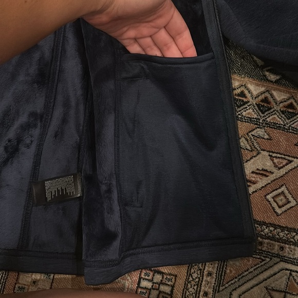 NWT Northface Women’s Zip-up - Picture 12 of 13